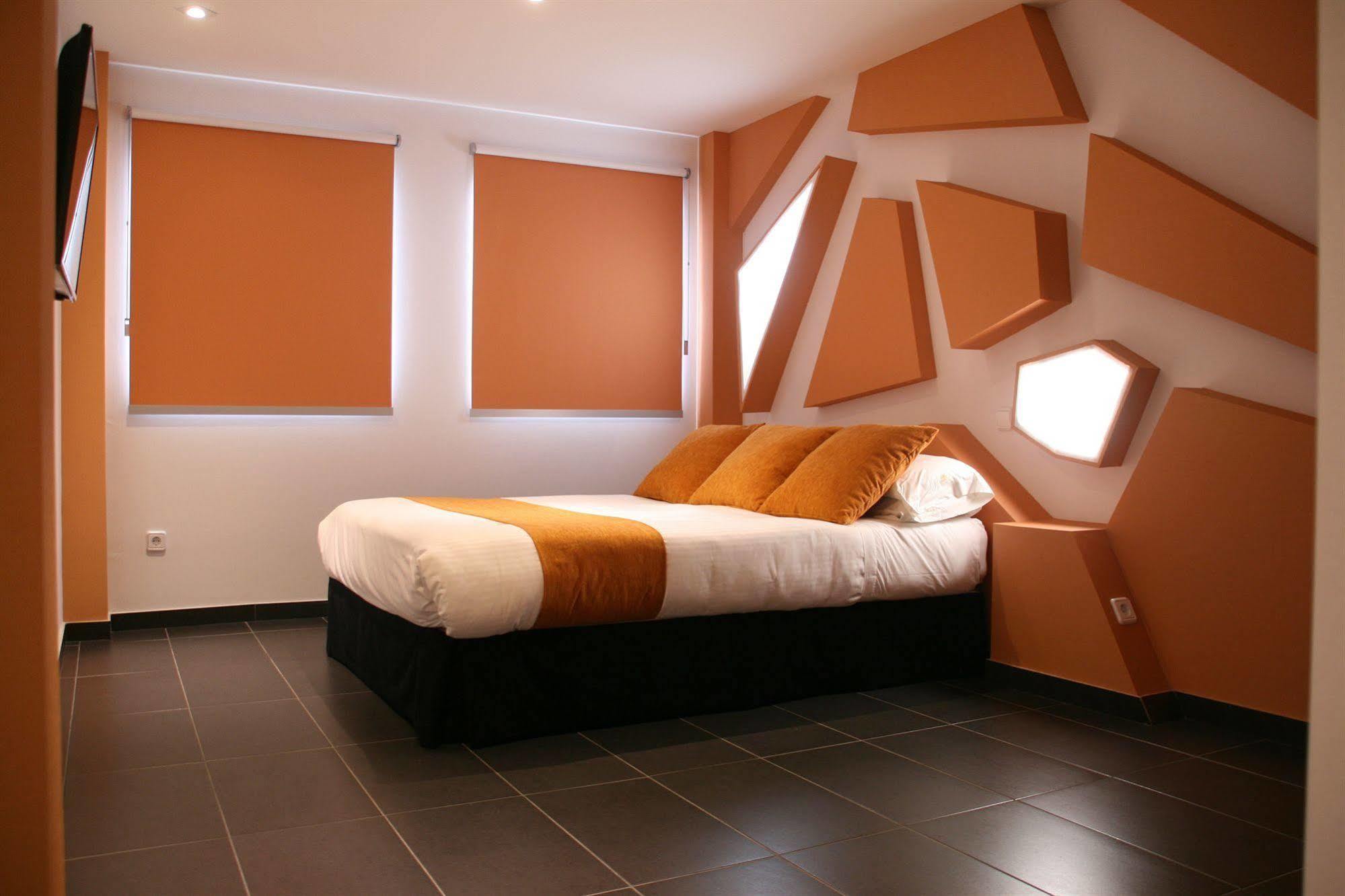 Hotel Indiana Пинто Экстерьер фото